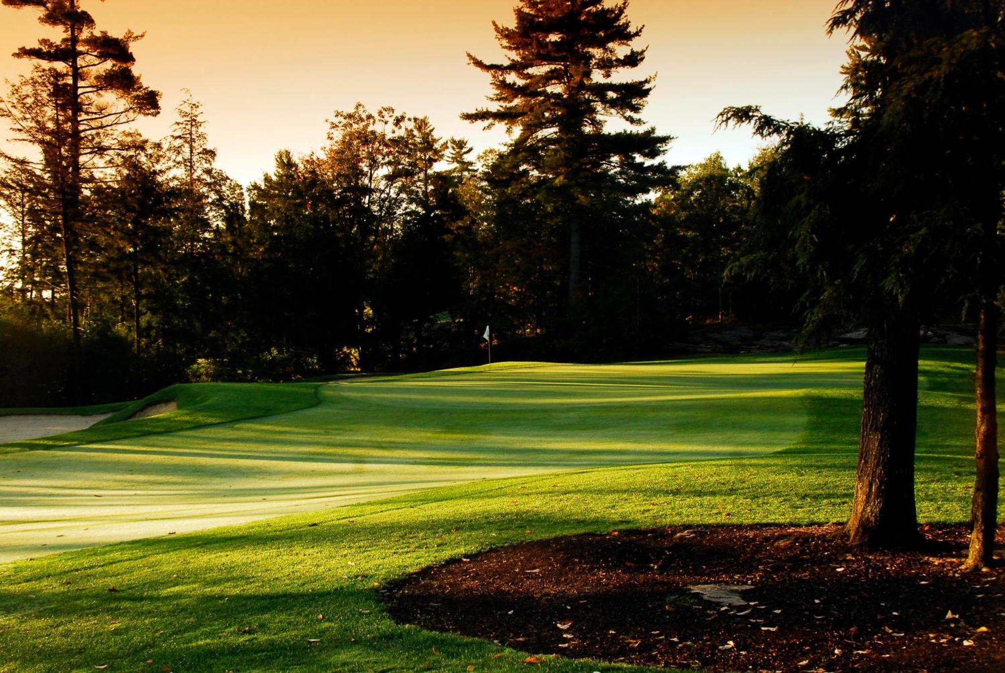 Rocky Crest Golf Resort Mactier Exteriör bild